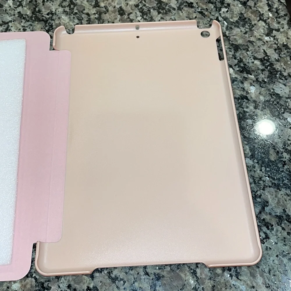 Jetech IPad 10.2” Case NWT